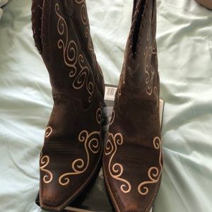 Arias boots. Size 5 1/2.